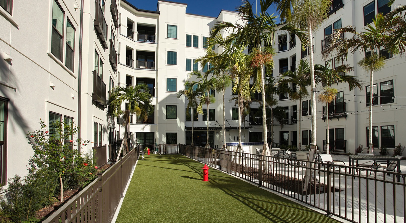 Stylish rentals in Sarasota, FL ARCOS Apartments